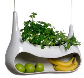 Cocoon – Grow and store veggies in style