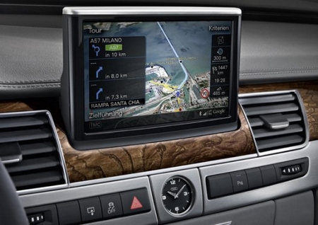 Audi A8 – Luxury goes high-tech