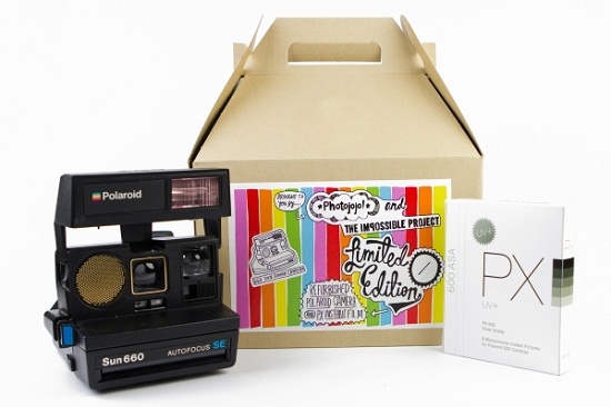 Photojojo brings back the Polaroid Instant Camera