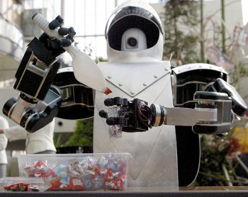 T-82 Robot looks like a knight, scoops candy