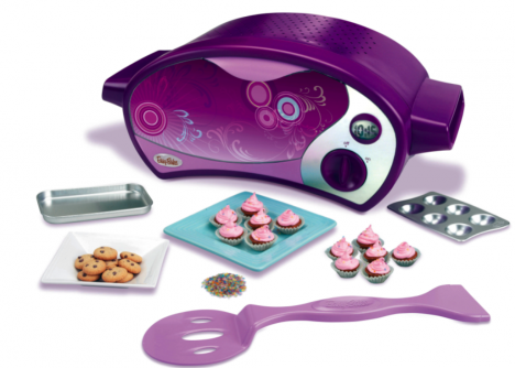 Easy-Bake Oven goes “Ultimate” and ditches the bulb in favor of a heating element