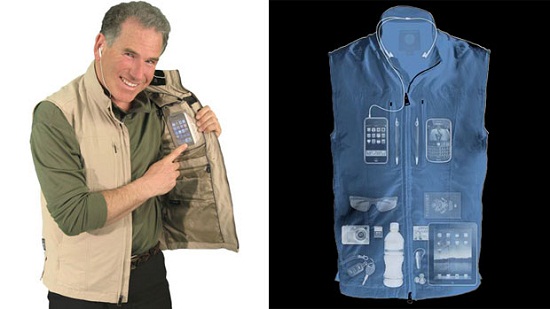 Travel Vest For Men helps you carry your gadgets while traveling