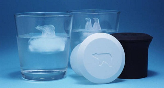 Polar Ice molds put penguins and polar bears in your drinks