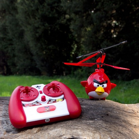 Angry Birds R/C Helicopter doesn’t need a slingshot