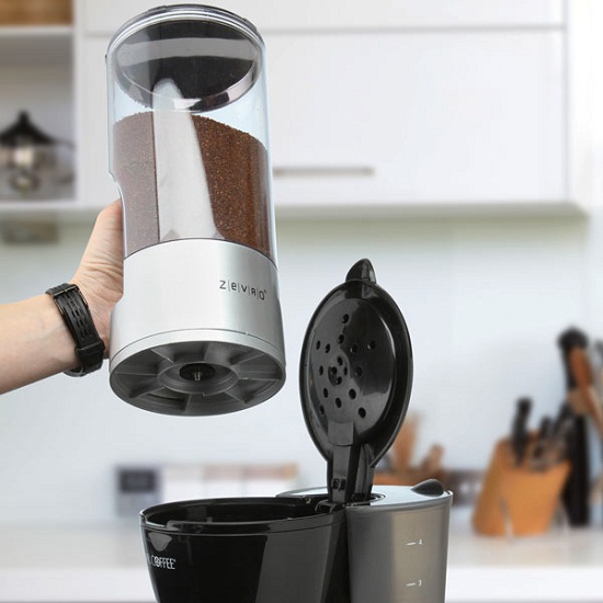 Indispensable Coffee Dispenser keeps your grounds fresh