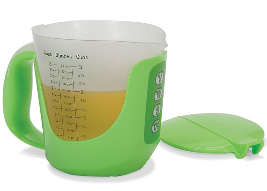 Talking Measuring Cup take the guesswork out of cooking