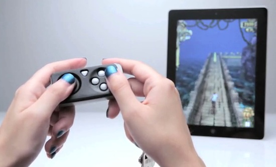 iMpulse is a tiny controller that brings a console feel to your mobile games