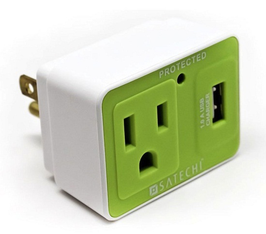 Satechi Compact USB Surge Protector frees up an outlet