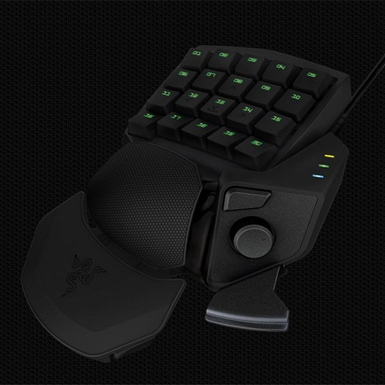 Razer Orbweaver mechanical gamepad might give you an unfair advantage in games
