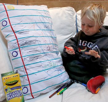 DIY Doodle Pillowcase – the ultimate middle of the night notepad?