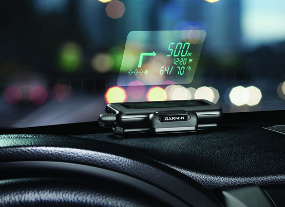 Garmin HUD gives your car GPS some cool cockpit style