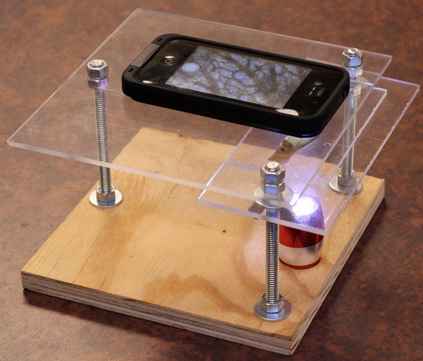 $10 Smartphone To Digital Microscope Conversion [How To]