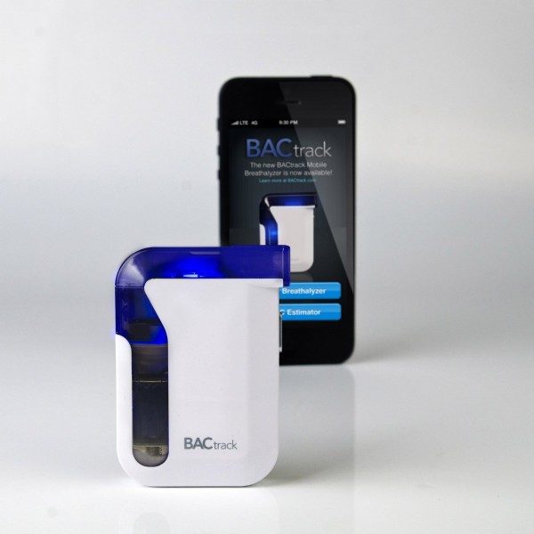 BACtrack BT-Mobile Breathalyzer – smartphone Bluetooth dongle keeps you safe on the roads