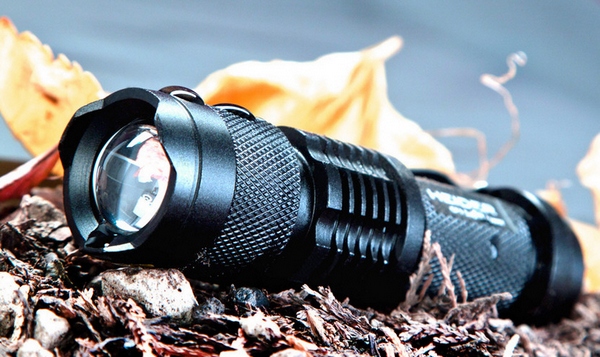 Heider CF1 Flashlight – 300 meters of lighting power enough for you?