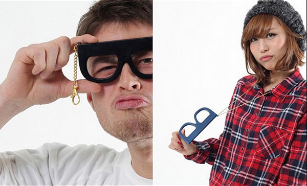 Megane Glasses Camera – fun digital camera turns goggles into giggles