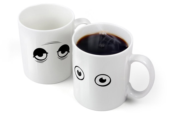 Fred and Friends Wake-Up Cup – The coffee cup that wakes up.
