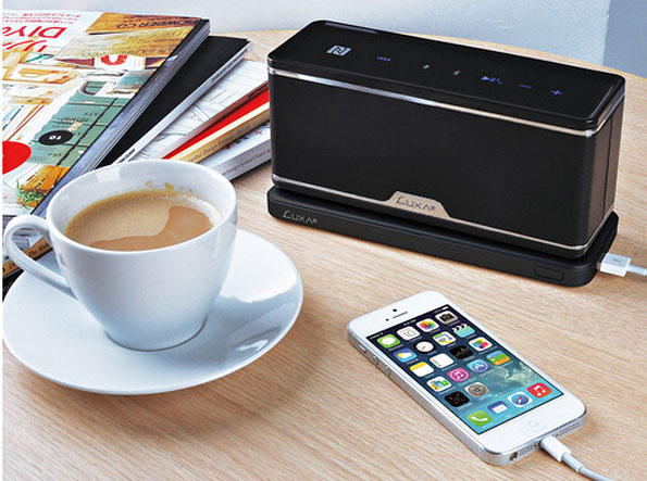 GroovyW – The World’s First Bluetooth NFC Wireless Charging Station Speaker
