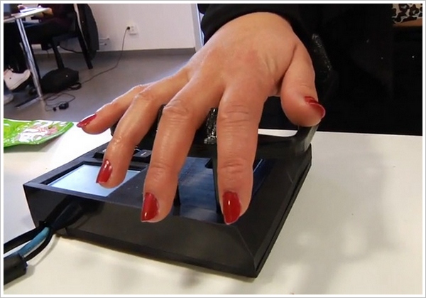 Quixter – pay with your palm coming to a store near you soon