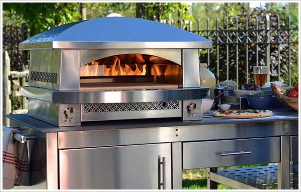 Artisan Fire Pizza Oven – because outdoor BBQs are so last year