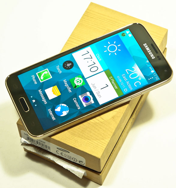 Samsung Galaxy S5 – 18 Cool Tips and Features Of The New Superphone [Video Review]