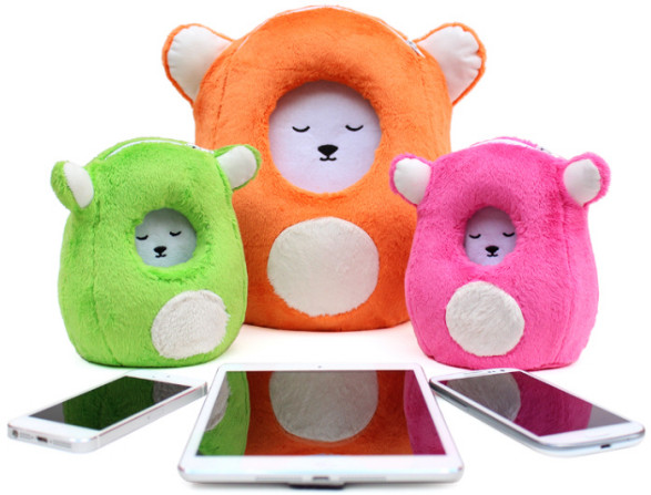 Ubooly Interactive Learning Toy – keeping little hands busy and phones safe