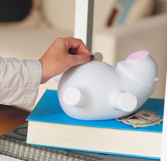 Porkfolio Wi-Fi Piggy Bank – save the bacon you bring home in this cute little pig