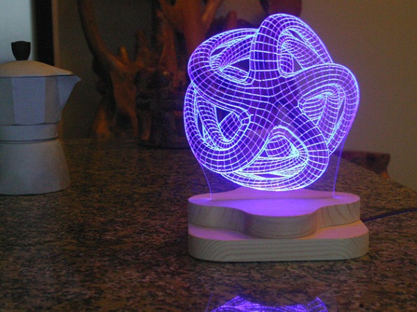 3D-Illusion Lighting Structure – a futuristic lamp for your home