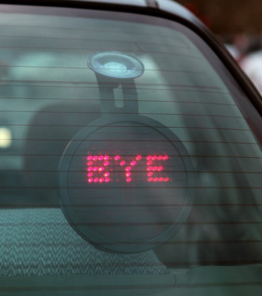 Drivemocion LED Car Sign – a new way to tell other drivers how you feel
