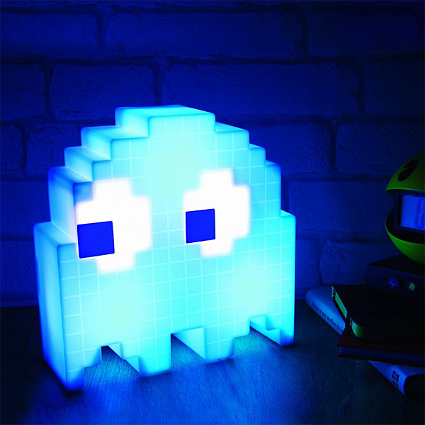 Pac-Man USB Ghost Lamp – you don’t have to run from this retro lamp