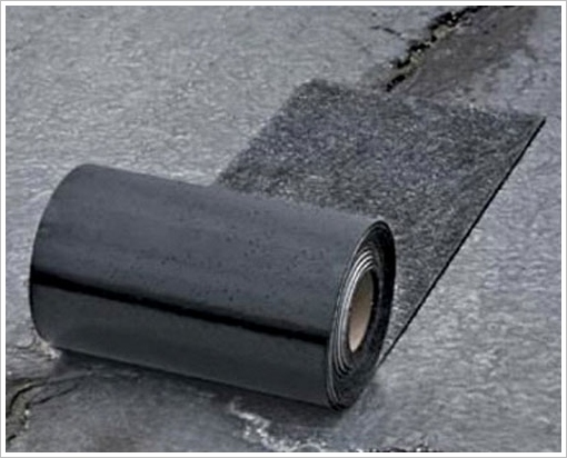 Asphalt Driveway Repair – fix up those cracks before they fix you