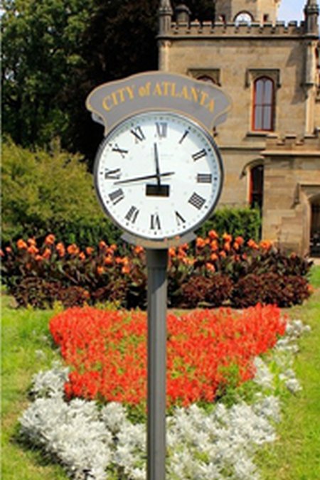 Old time elegance marries solar technology with solar outdoor clocks