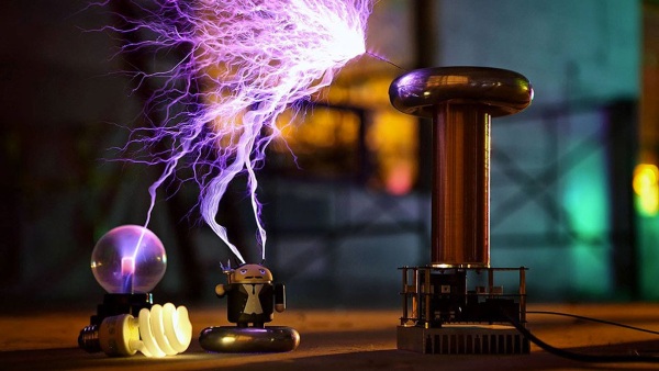 Musical Tesla Coil Kit – rock on with science