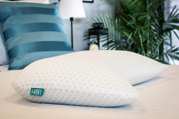 HIBR Pillows – the pillow with the permanent cool side