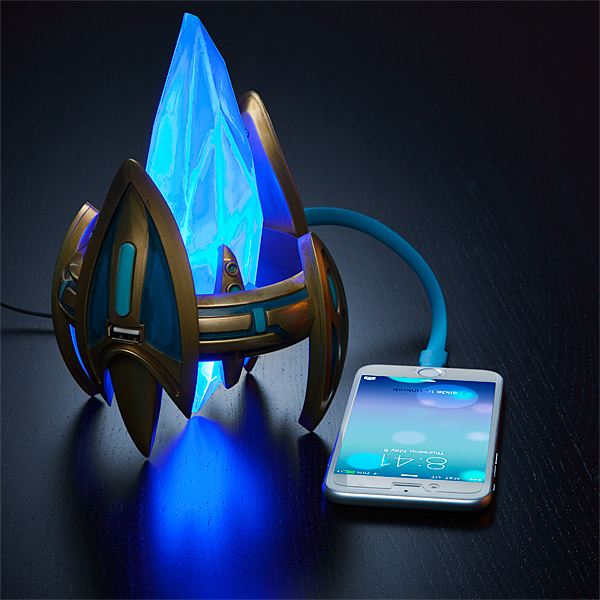 Starcraft Protoss Pylon USB Charger – don’t let the Zerg win