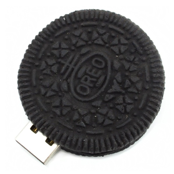 Round Cookie USB Flash Drive – doesn’t go great with milk