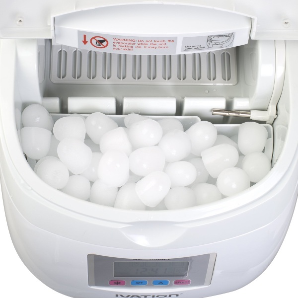 Portable Ice Maker – for people who need ice to make it through the day