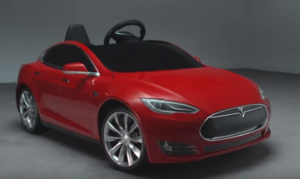 Tesla Model S for Kids – let your little ones start summer with a sweet ride