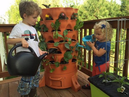 Garden Tower 2 – grow healthy food in a small space with ease