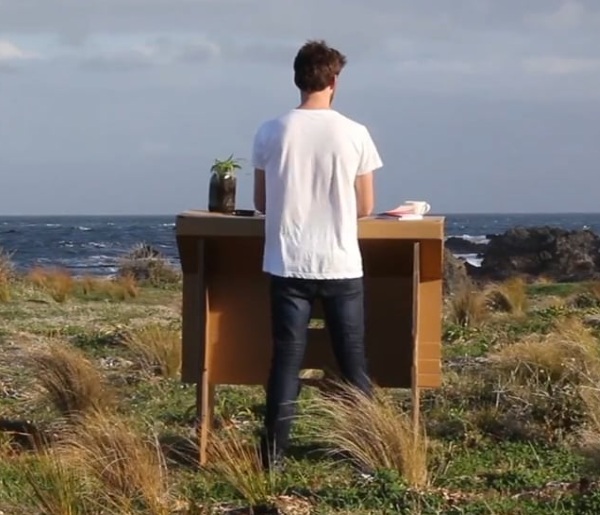 Refold – the completely portable standing desk