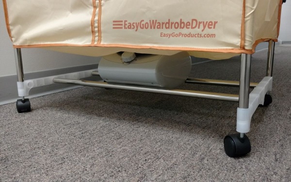 EasyGo Wardrobe Dryer – the closet that dries your clothes