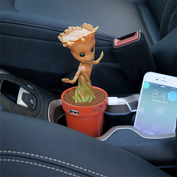 groot-car-charger