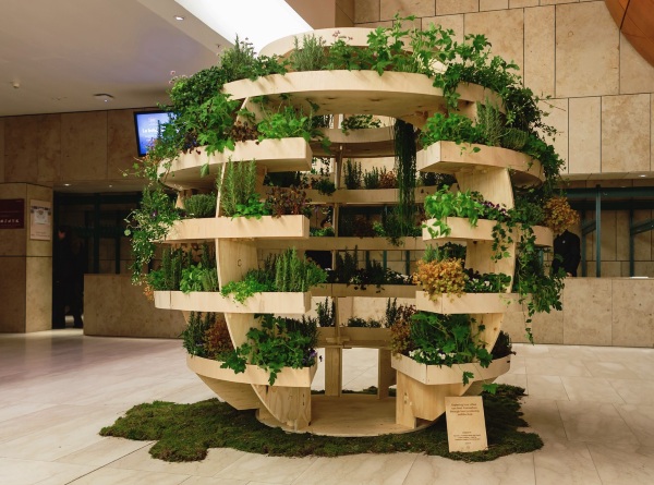 Growroom – build this sustainable globe yourself