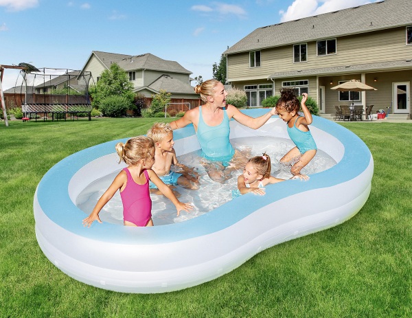 ColorWave Pool – check out this fun LED lit pool