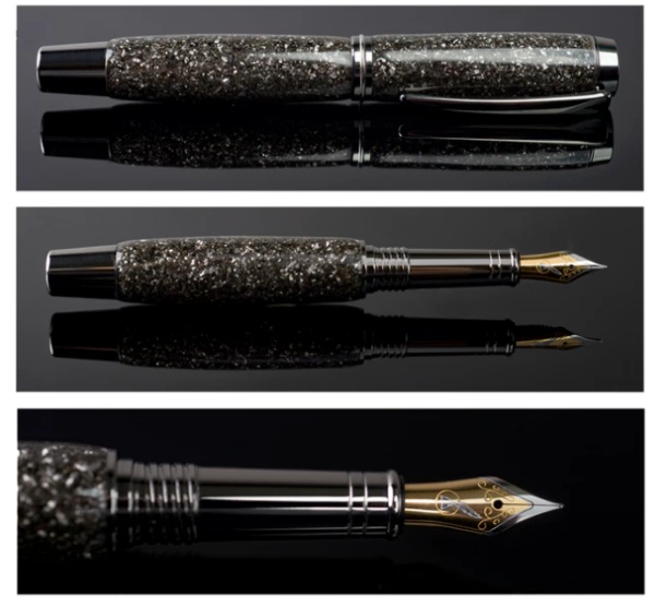 Meteorite Pen – check out this cool pen straight from outer space
