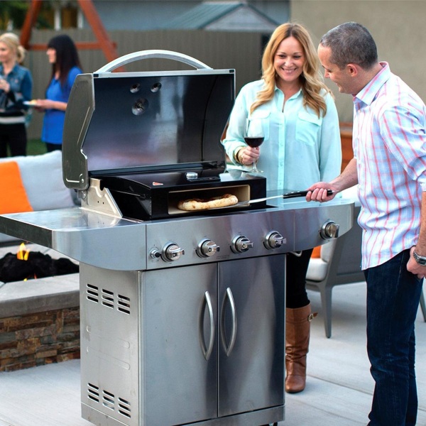 Pizza Oven Box – turn your grill into a pizza oven