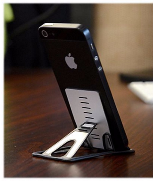 Quickstand – this stand fits in your wallet