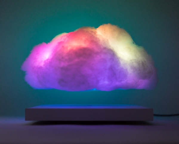 Floating Cloud – this cool lamp changes color with sound