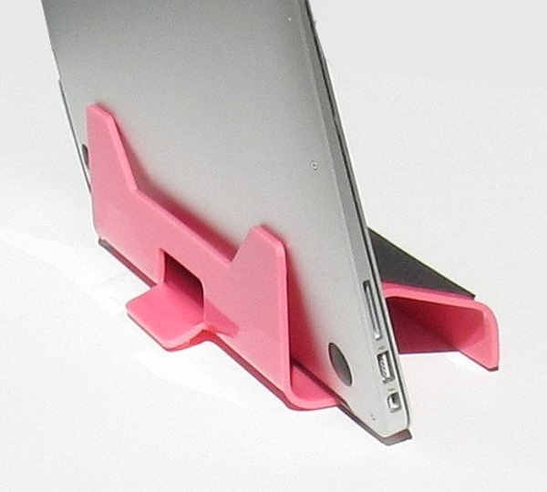 Laptop Lift 90 – make some space on your desk with this simple stand