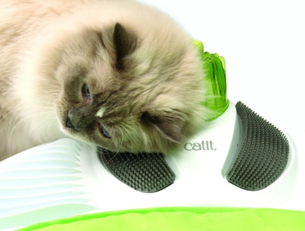 Catit Senses Wellness Center – keep your cat groomed with this spa