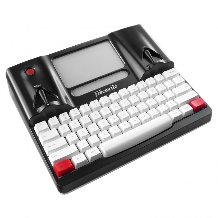 Freewrite – the modern typewriter for distraction free writing